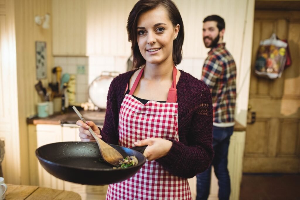 Cooks Maid